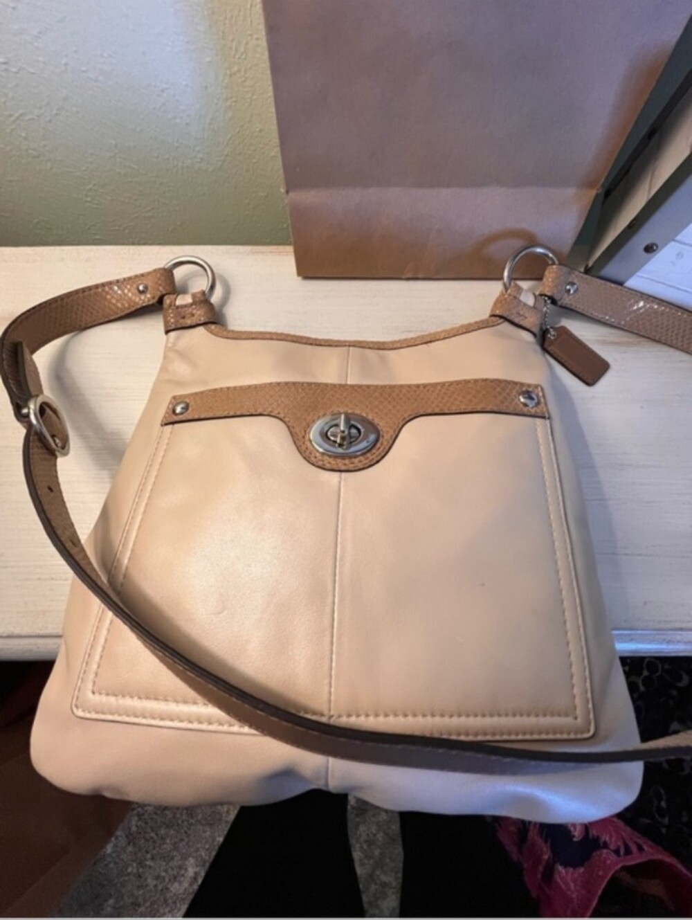 Coach Penelope Crossbody Bag Leather Sandstone with Snakeskin Trim F16533 NWOT - Picture 4 of 13